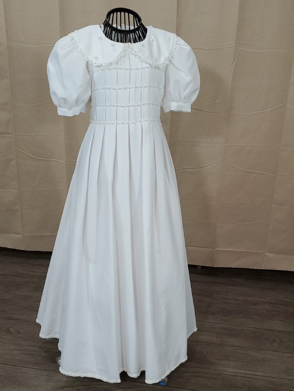 Elegant White Girls' Formal Dress with Peter Pan Collar